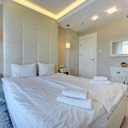 Center & Wellness By Apartmore شقة غدانسك