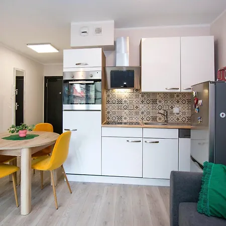 Center & Wellness By Apartmore شقة