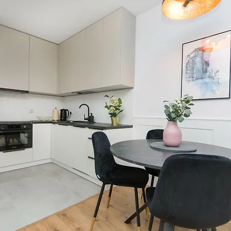 Center & Wellness By Apartmore Gdańsk