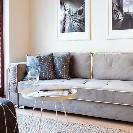 アパート Center & Wellness